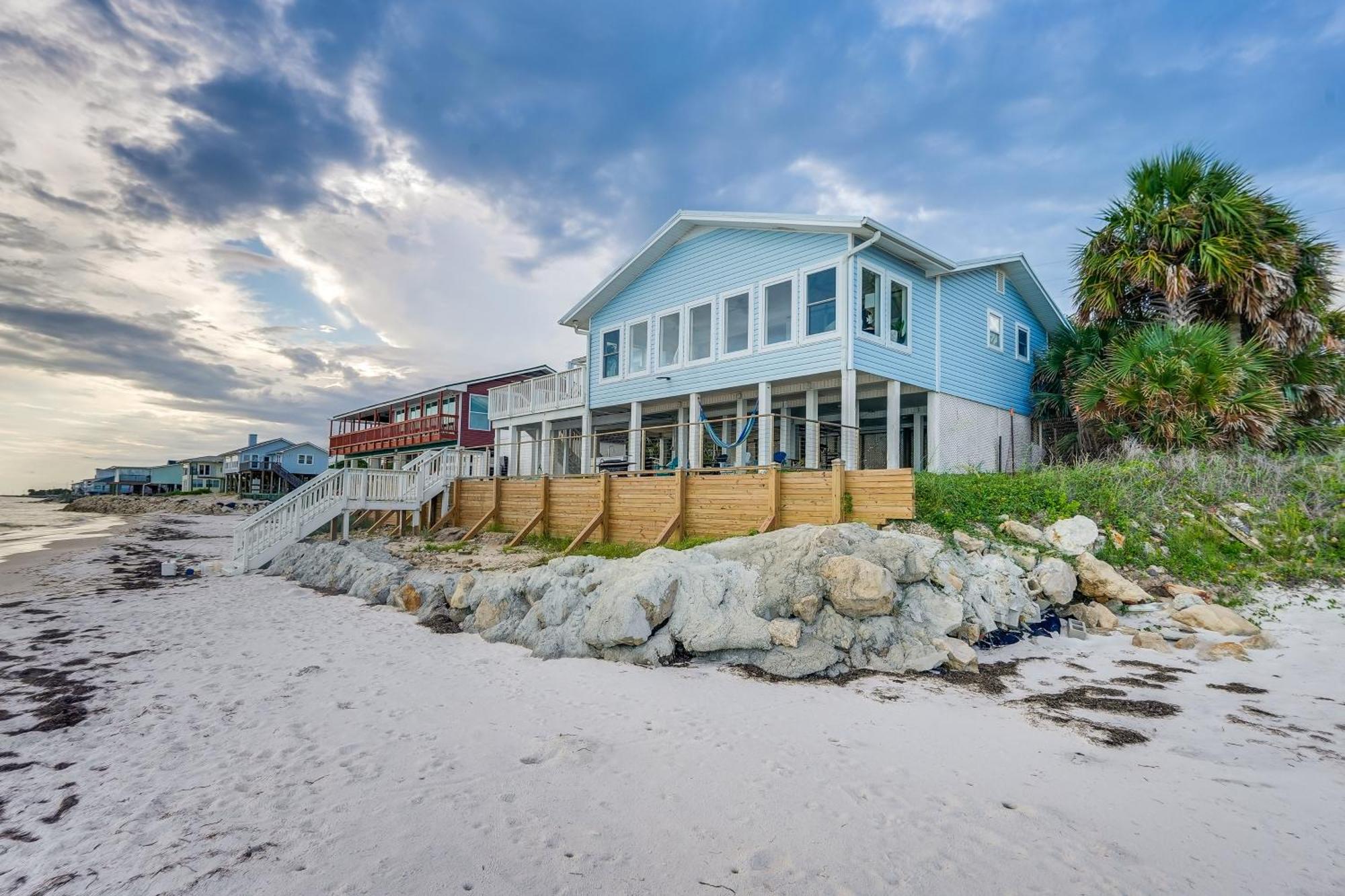 Alligator Point Beachfront Home With Private Hot Tub Sun N Sand Beaches Exterior photo