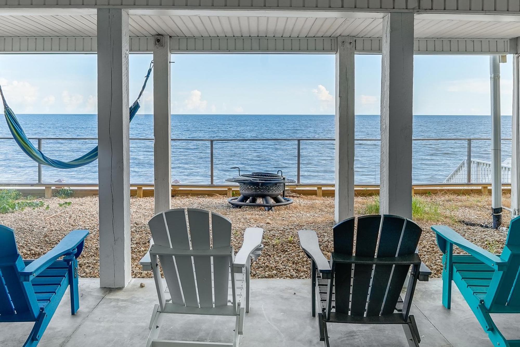 Alligator Point Beachfront Home With Private Hot Tub Sun N Sand Beaches Exterior photo